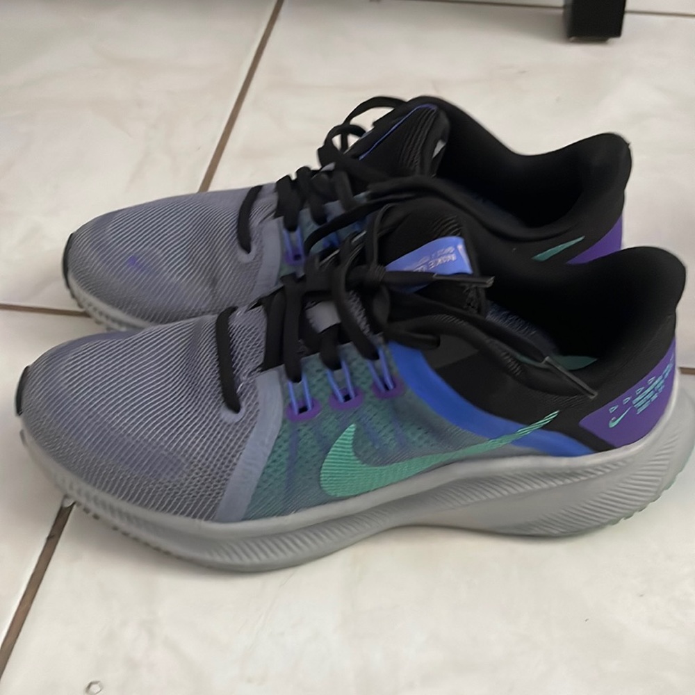 Nike Quest 4